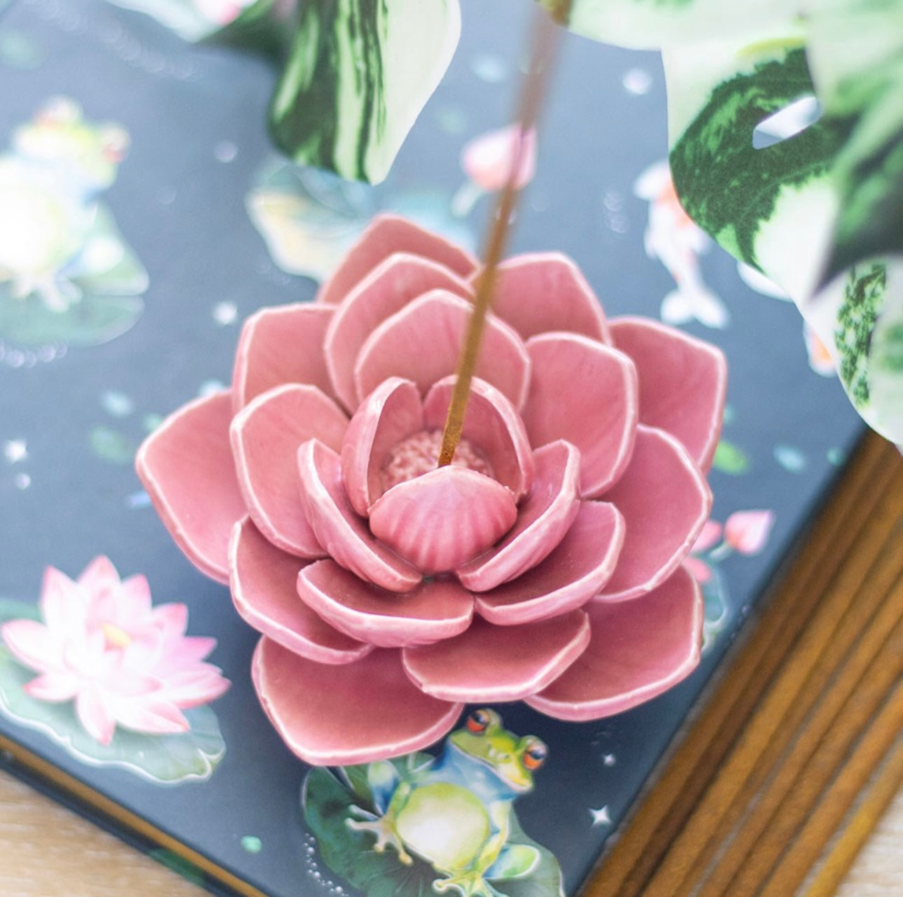 PINK WATER LILY INCENSE STICK HOLDER