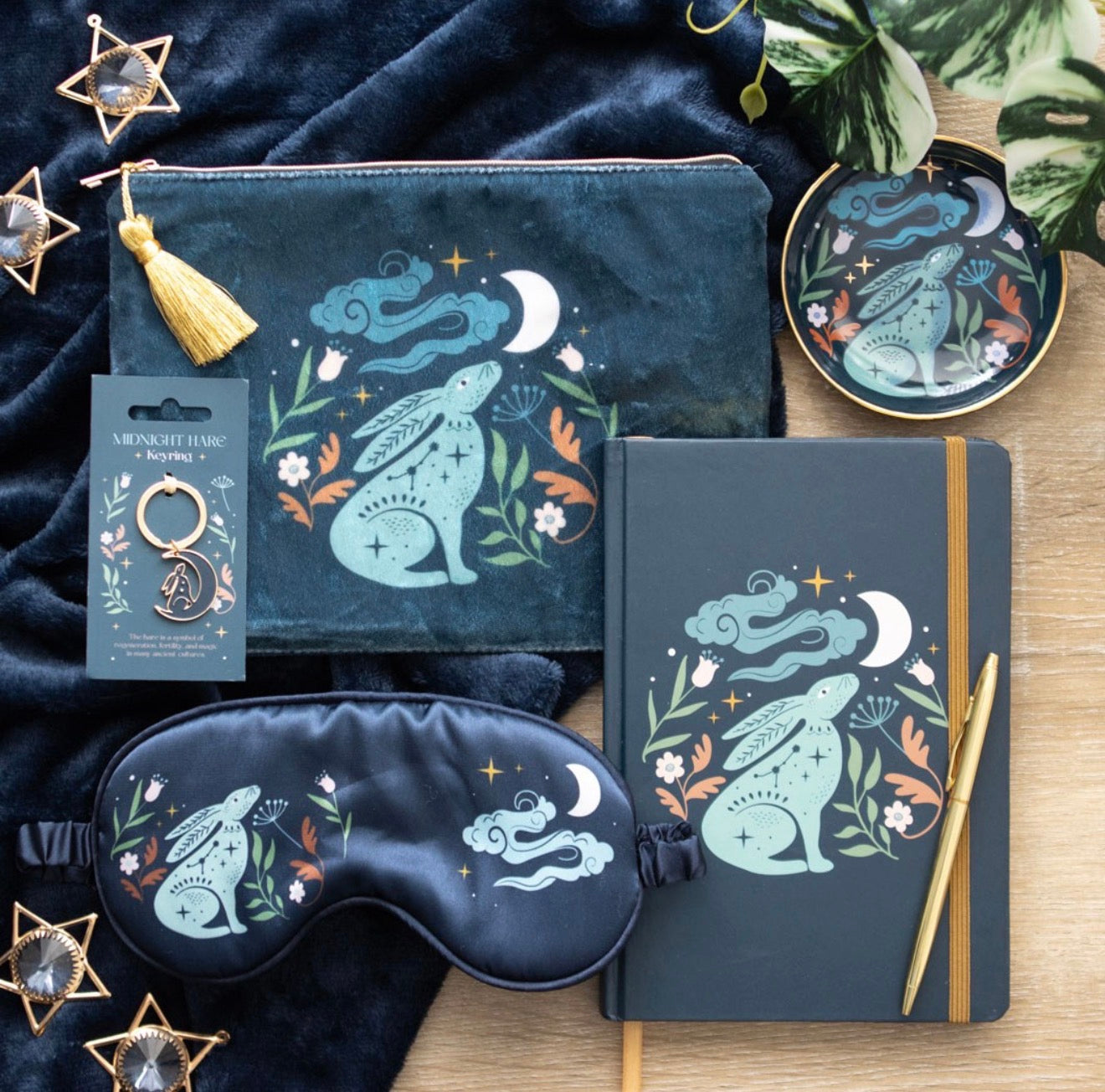MIDNIGHT HARE KEYRING MOON GAZING HARE