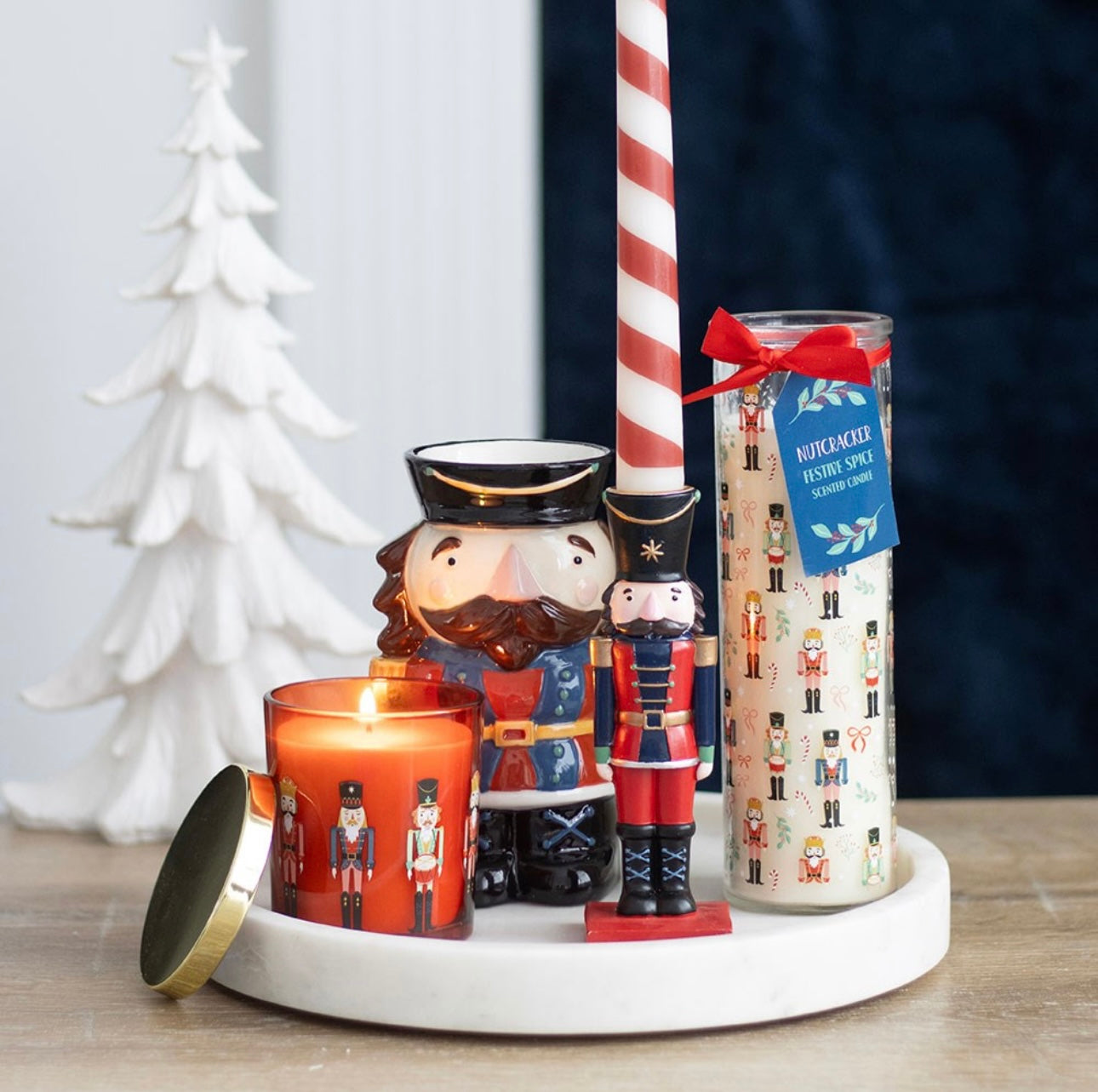 NUTCRACKER FESTIVE SPICE CANDLE