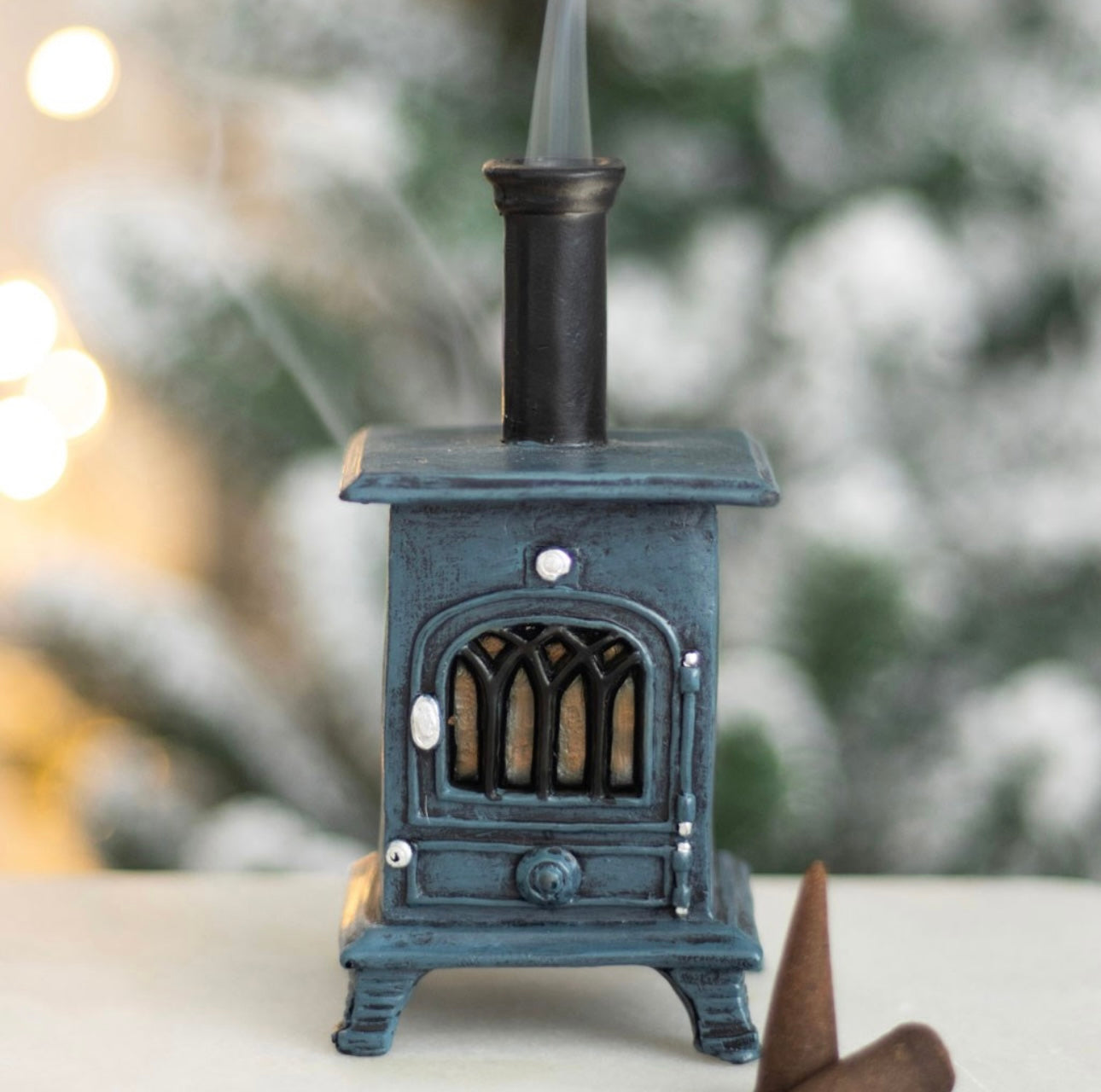 STOVE SHAPED INCENSE CONE BURNER WINTER CHRISTMAS