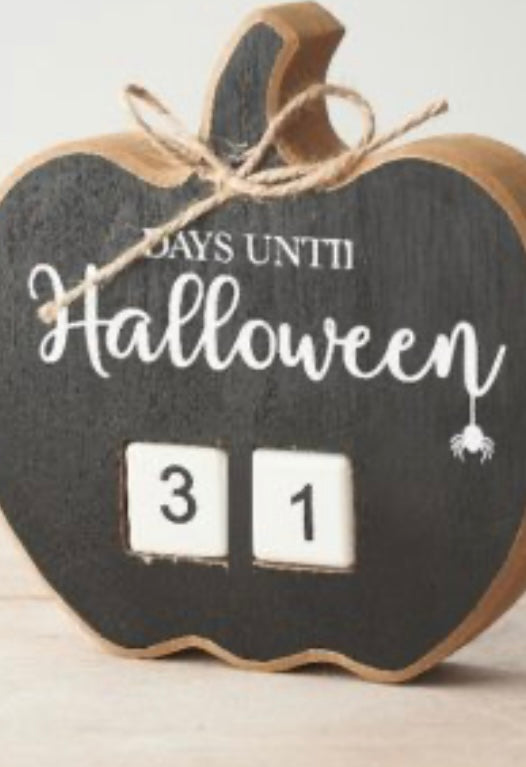BLACK HALLOWEEN COUNTDOWN PUMPKIN
