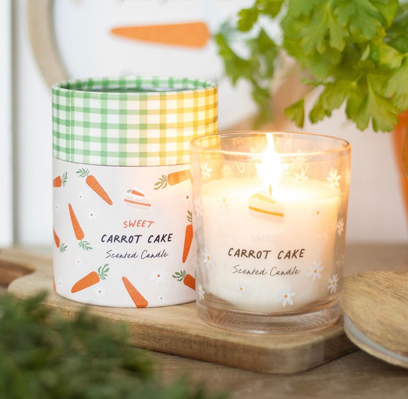SWEET CARROT CAKE CANDLE SPRING & EASTER DECOR